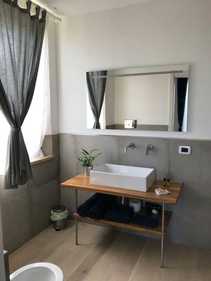 B&B Salsedine Чивитанова Марке Екстериор снимка